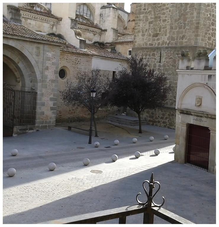 Colegiata Home Talavera de la Reina Buitenkant foto